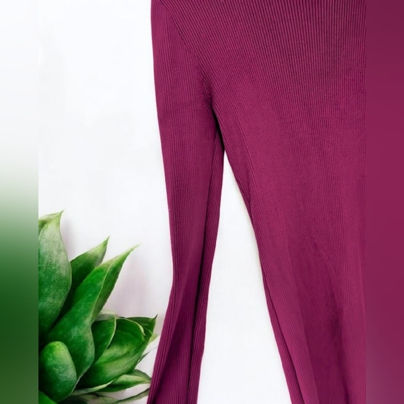 Nine West Crewneck Sweater Dress Color: Australian Orchid Size: LARGE (EUC) - Picture 7 of 14